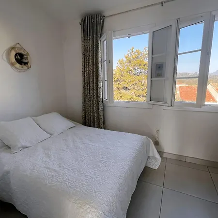 Bright Duplex In The Heart Of Port 1